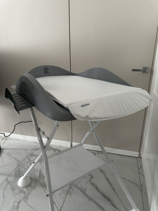Пеленальний столик beaba