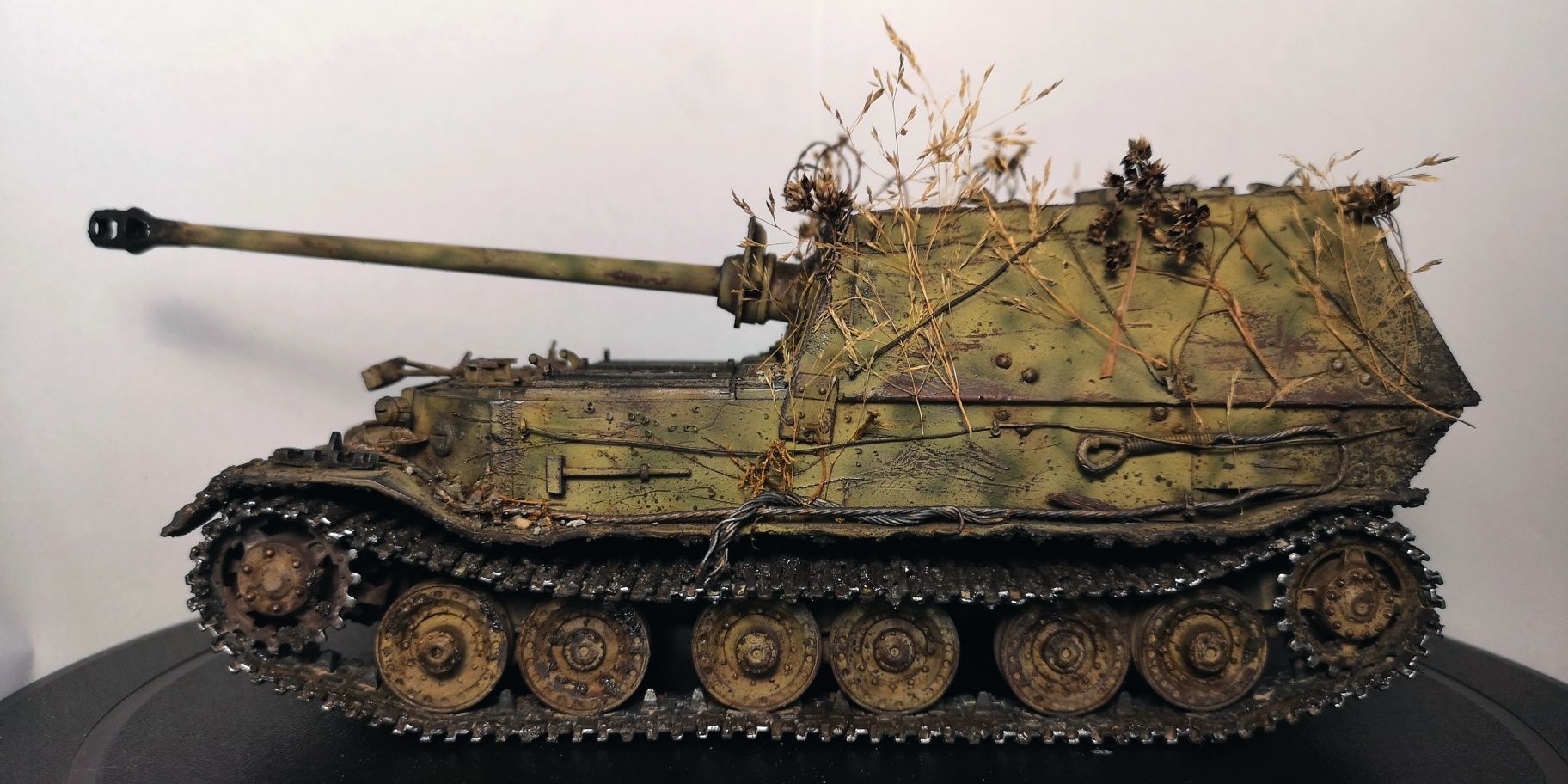 Sd.Kfz. 184 Ferdinand Zvezda gotowy model  1/35