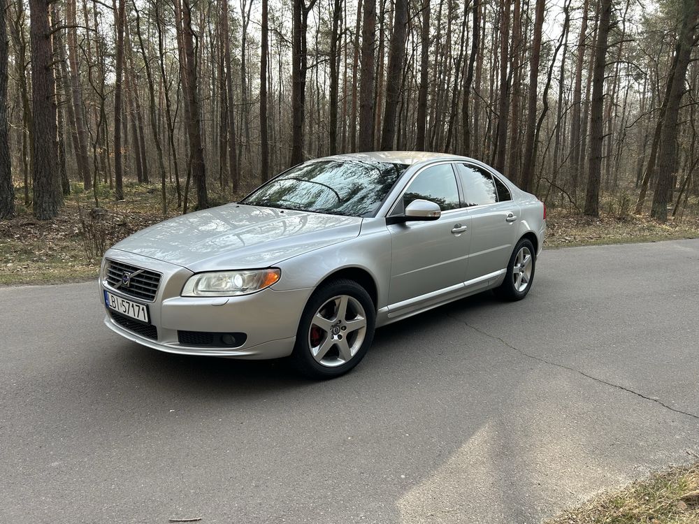 Volvo S80 II Summum 2.4 D5 136 kW | 2008 | Automat |  Zadban
