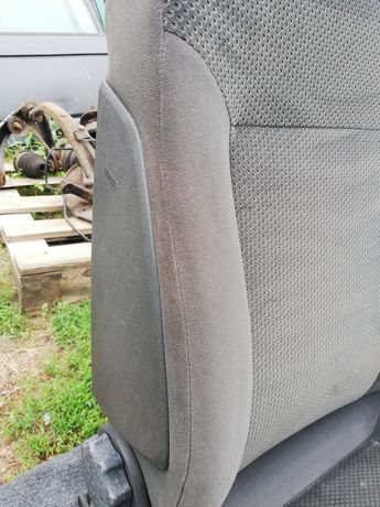 Astra H lll chacback 5d poduszka airbag prawy fotel pasażera oryginał