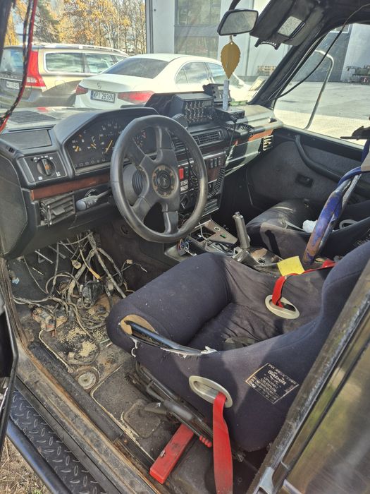 Buda mercedes w463 krótka stan jak na zdjęciach