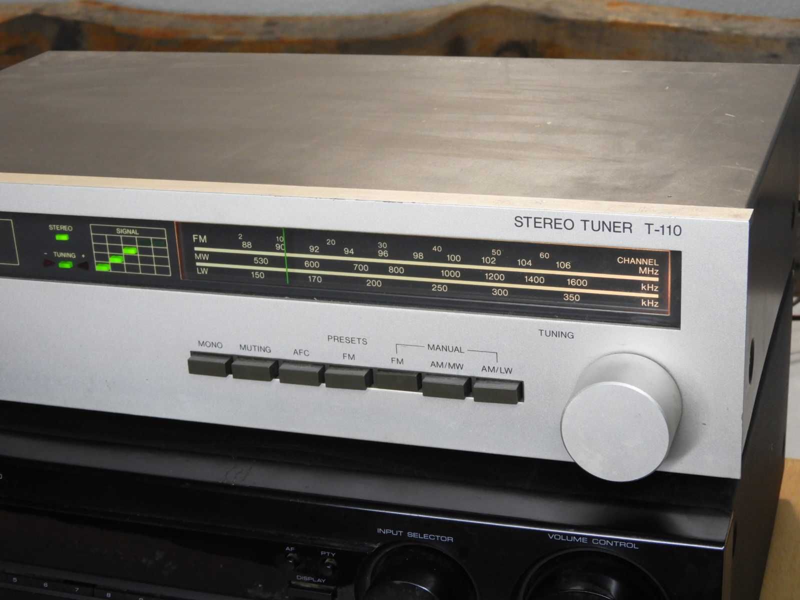 Tuner radiowy Blaupunkt T - 110 Japan.