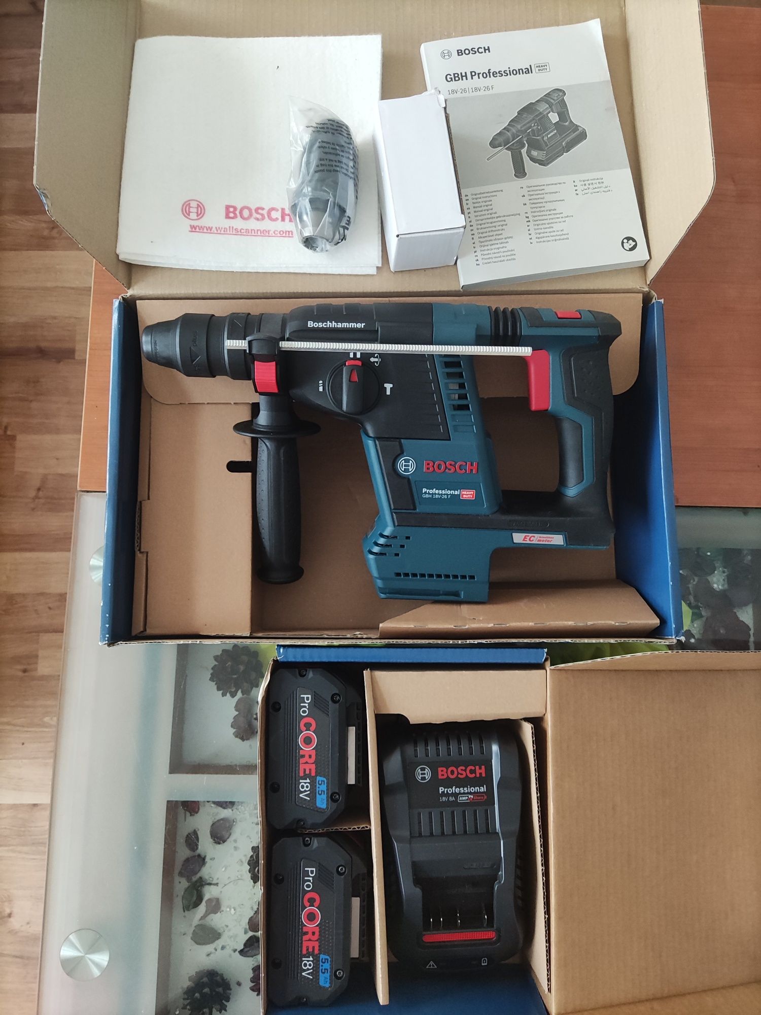 Zestaw Bosch GBH 18V-26F+2 x 5.5Ah ProCore +ład