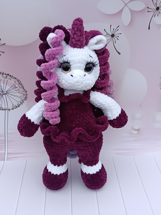 Единоріжка(Единорожка) в'язана, плюшева.