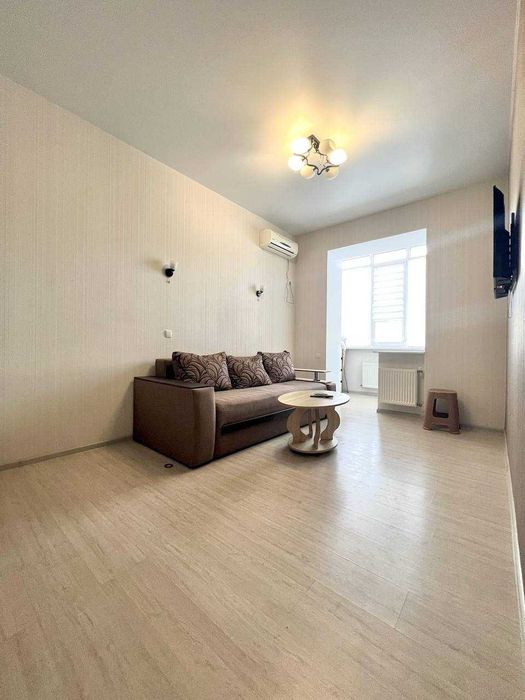 Продається 1к к-ра в максимальній близькості до моря,зручний 2й поверх