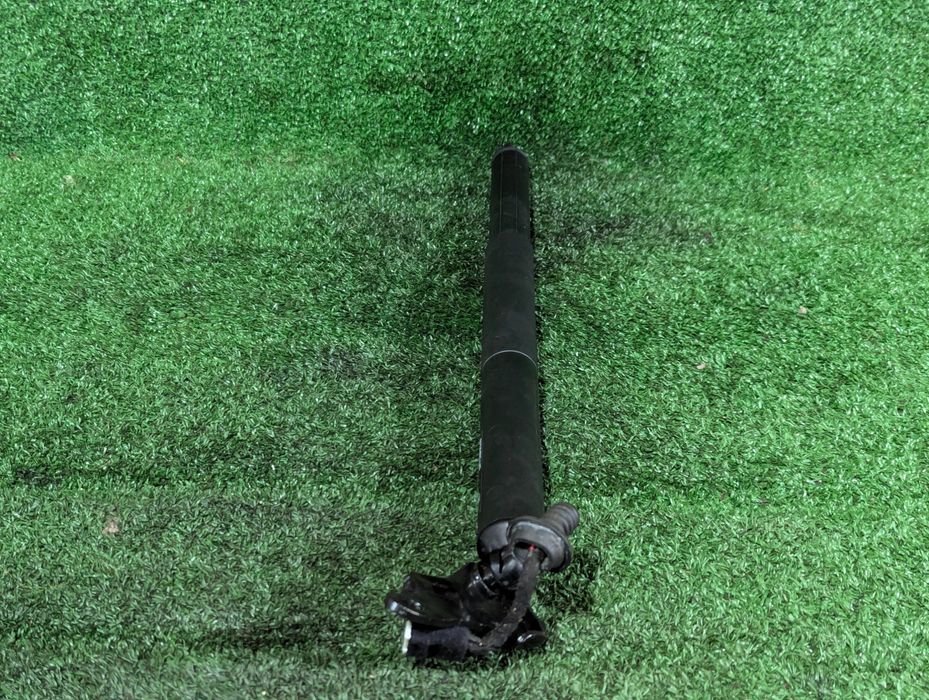 Амортизатор крышки багажника BMW X1 F48 15-