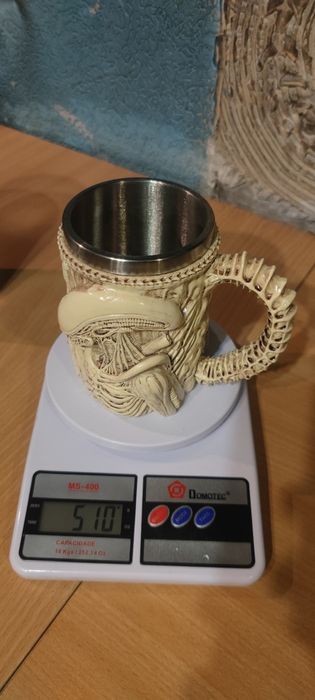 Келих (кружка) з дизайном черепа Чужого (ксеноморфа)