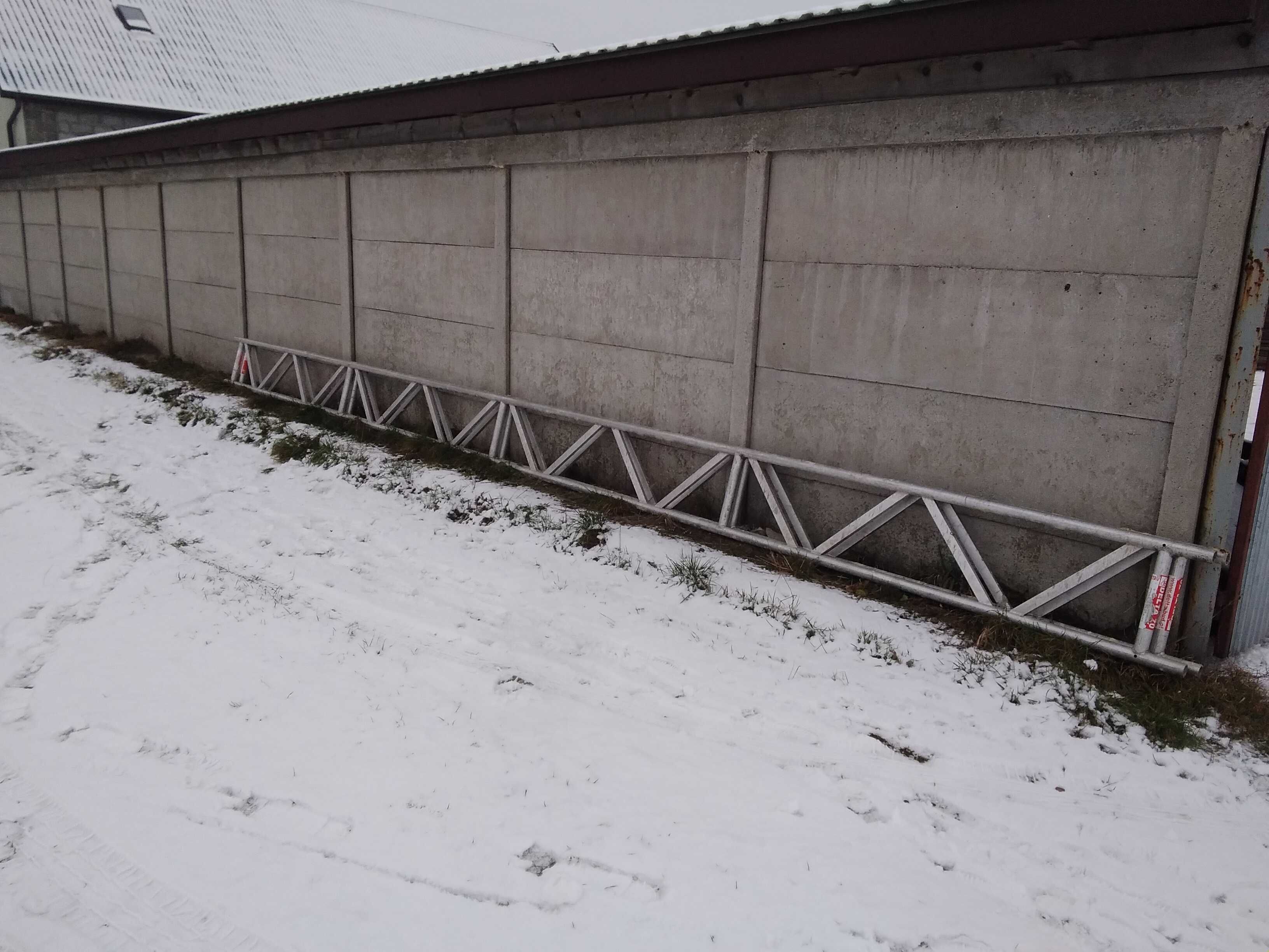 Rusztowanie  RUX  Plettac Baumann poręcze czołowe  konsole  kratownice