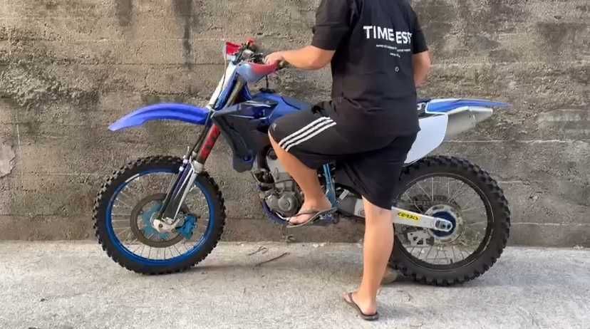 Yamaha YZ 450F – 2002 – 1850€ Negociáveis