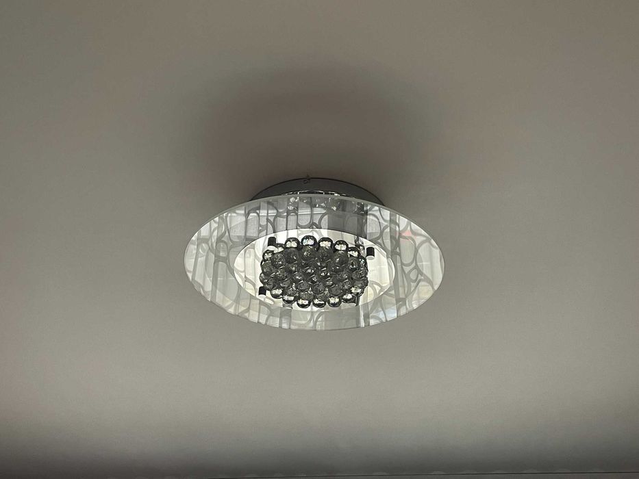 Candeeiro de teto de quarto