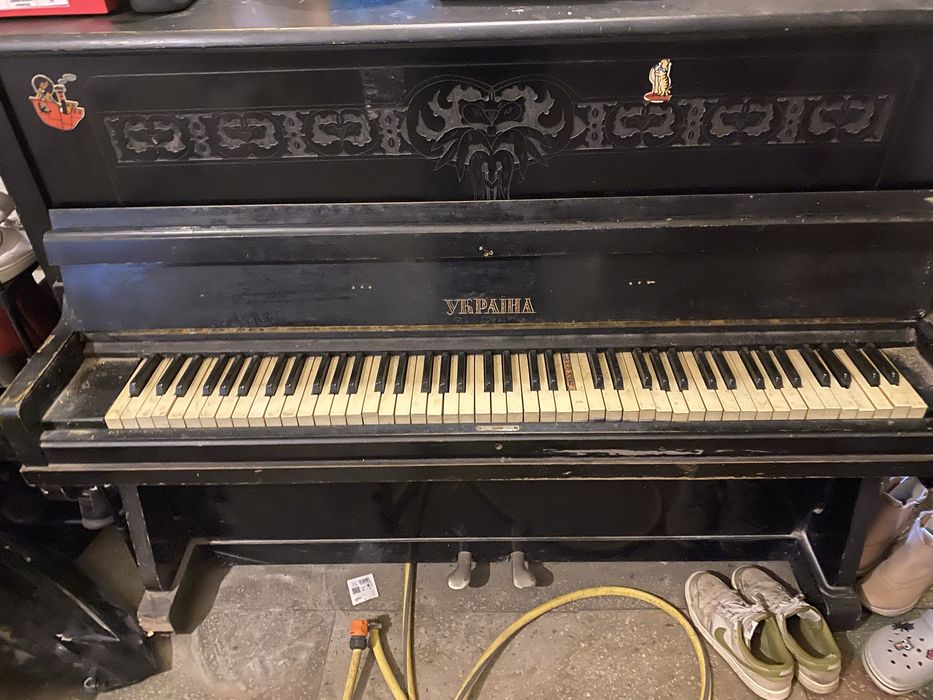 Музичний інструмент піаніно