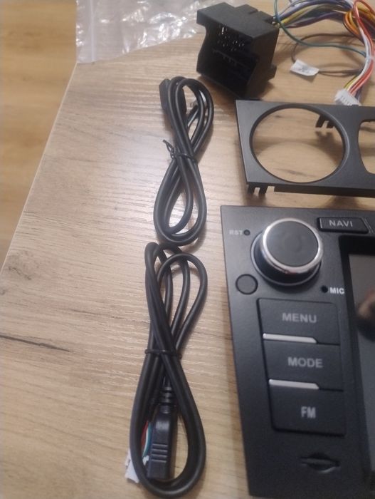 Radio do BMW E90/91/92/93