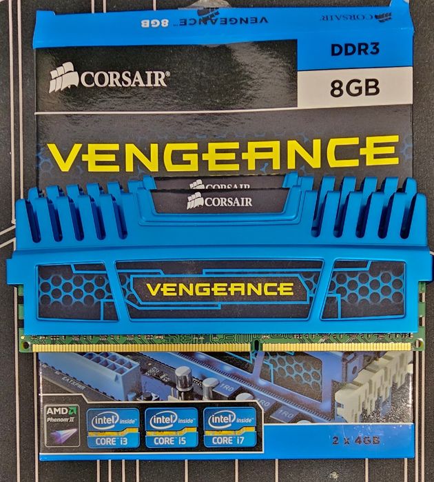 Corsair 16GB ( 2x 8GB) DDR3 1600 Mhz