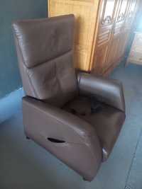 Fotel elektryczny skórzany