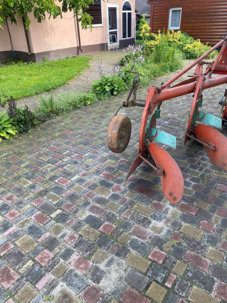 Продам плуг Квернеланд , 3ьох корпусний