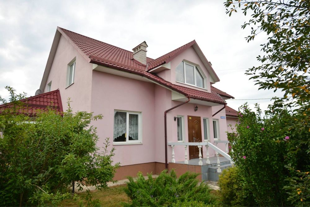 Продаж будинку