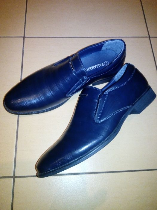 Чоловічі темно-сині туфлі, 41 розмір, устілка - 26 см.
