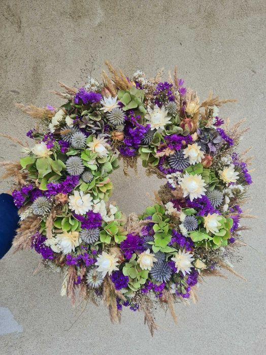 Naturalny wianek z suszonych kwiatów