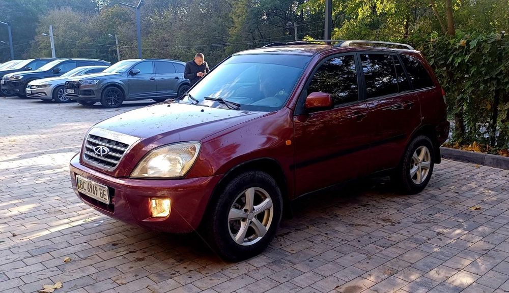 Чері тіго т11 в доброму стані