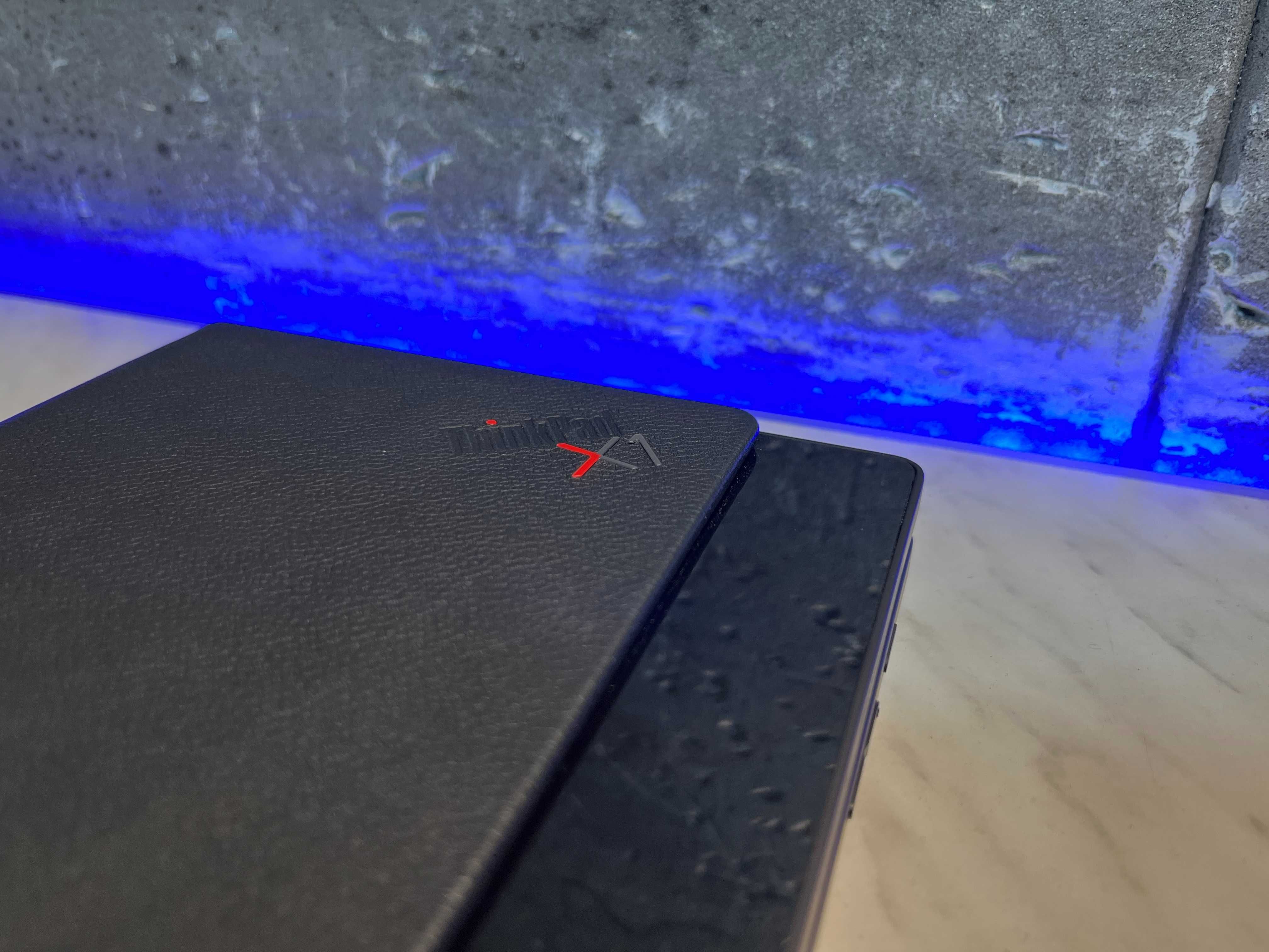 Lenovo Thinkpad X1 Fold 13,3 " Intel Core i5 8 GB / 256 GB czarny
