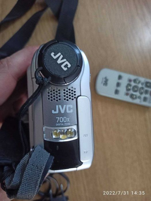 Цифрова відеокамера JVC GR-DX27E