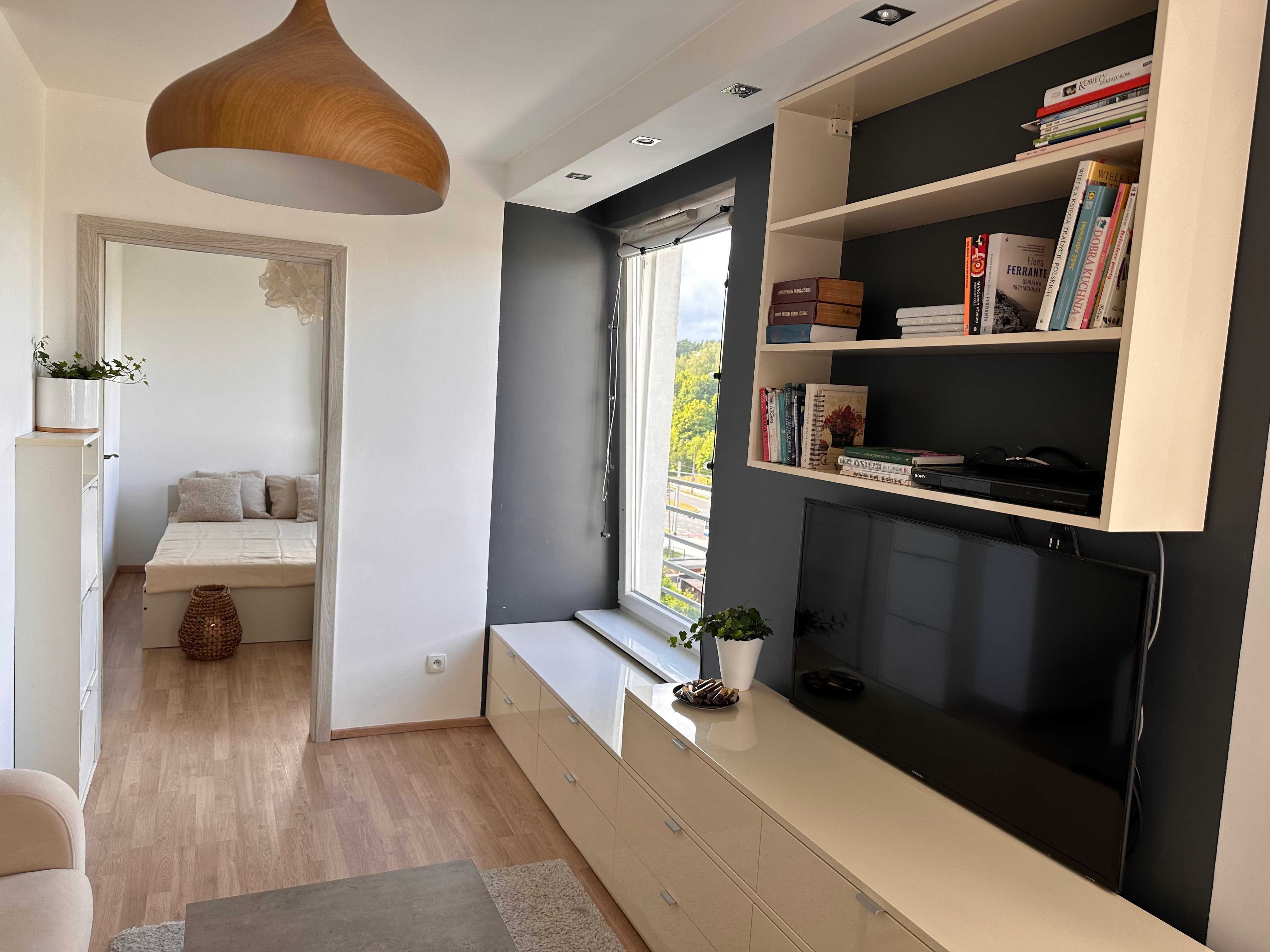 Przytulne mieszkanie z miejscem postojowym i balkonem