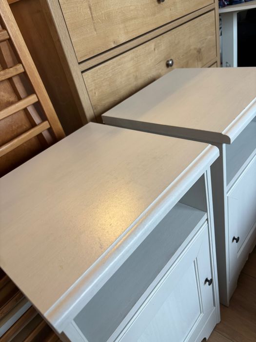 2 białe szafki nocne 35x36x62