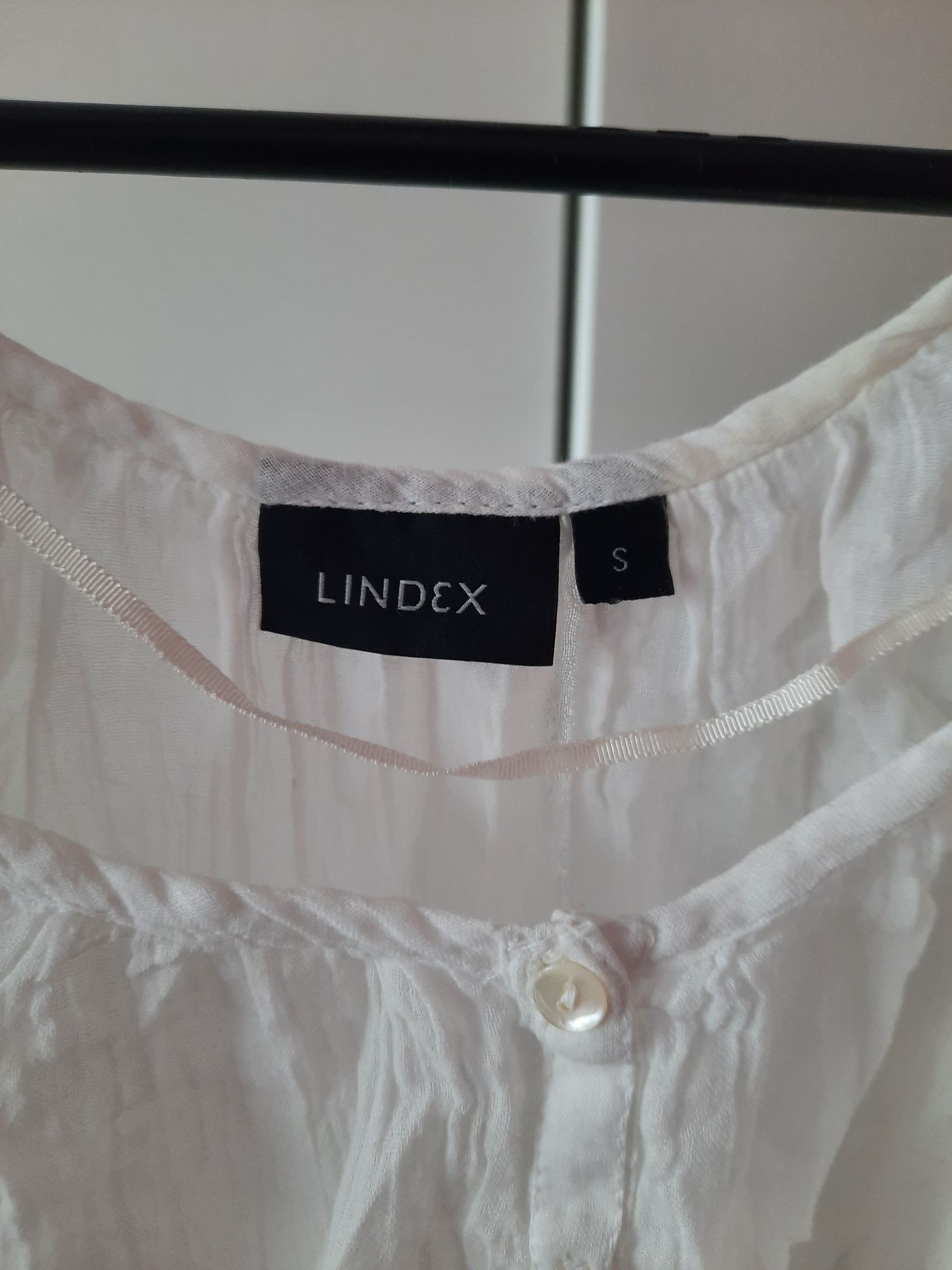 Biała bluzeczka bufiate rękawy zwiewna Lindex