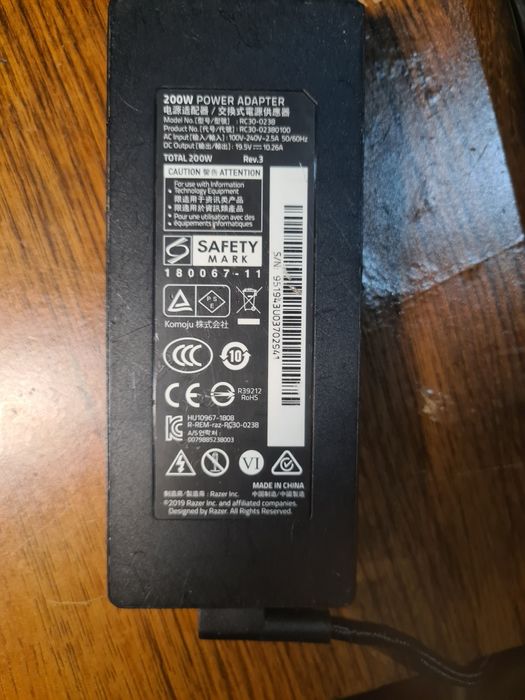 Laptop Razer Blade 15 i7-9750H 16GB RAM RTX2070 Max-Q SSD 512GB