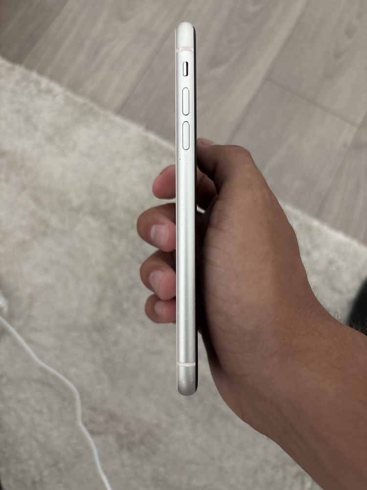 Iphone 11 usado mas funciona normalmente