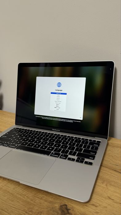 Apple MacBook Air 13 M1 2020