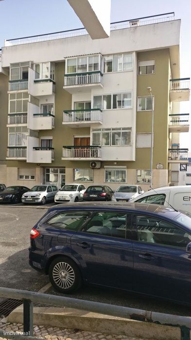 Aluga-se T2 Oeiras. Bairro Augusto Castro