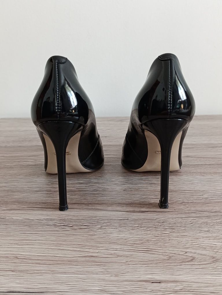 Buty szpilki damskie Gino Rossi rozmiar 36,5