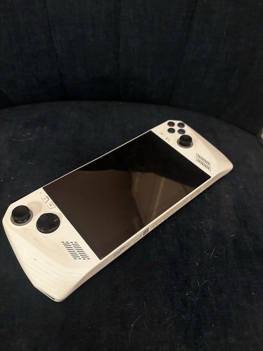 Asus Rog Ally Z1 extreme