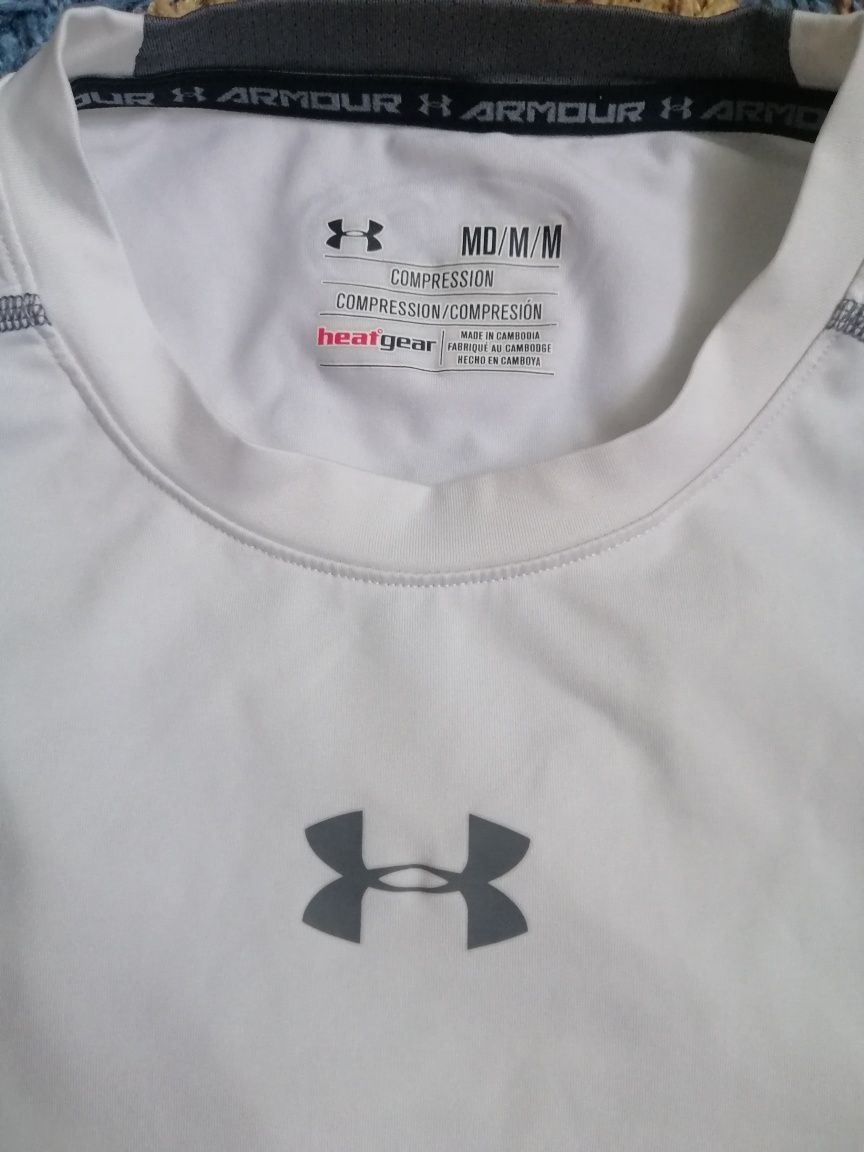 Компрессионная, термо футболка Under Armour