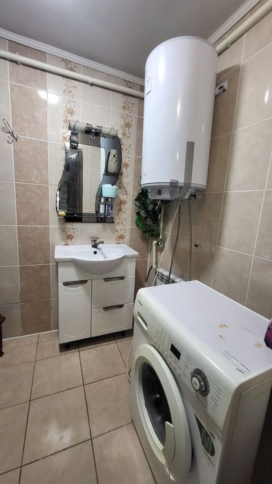 Продаю будинок в Миколаївському районі.