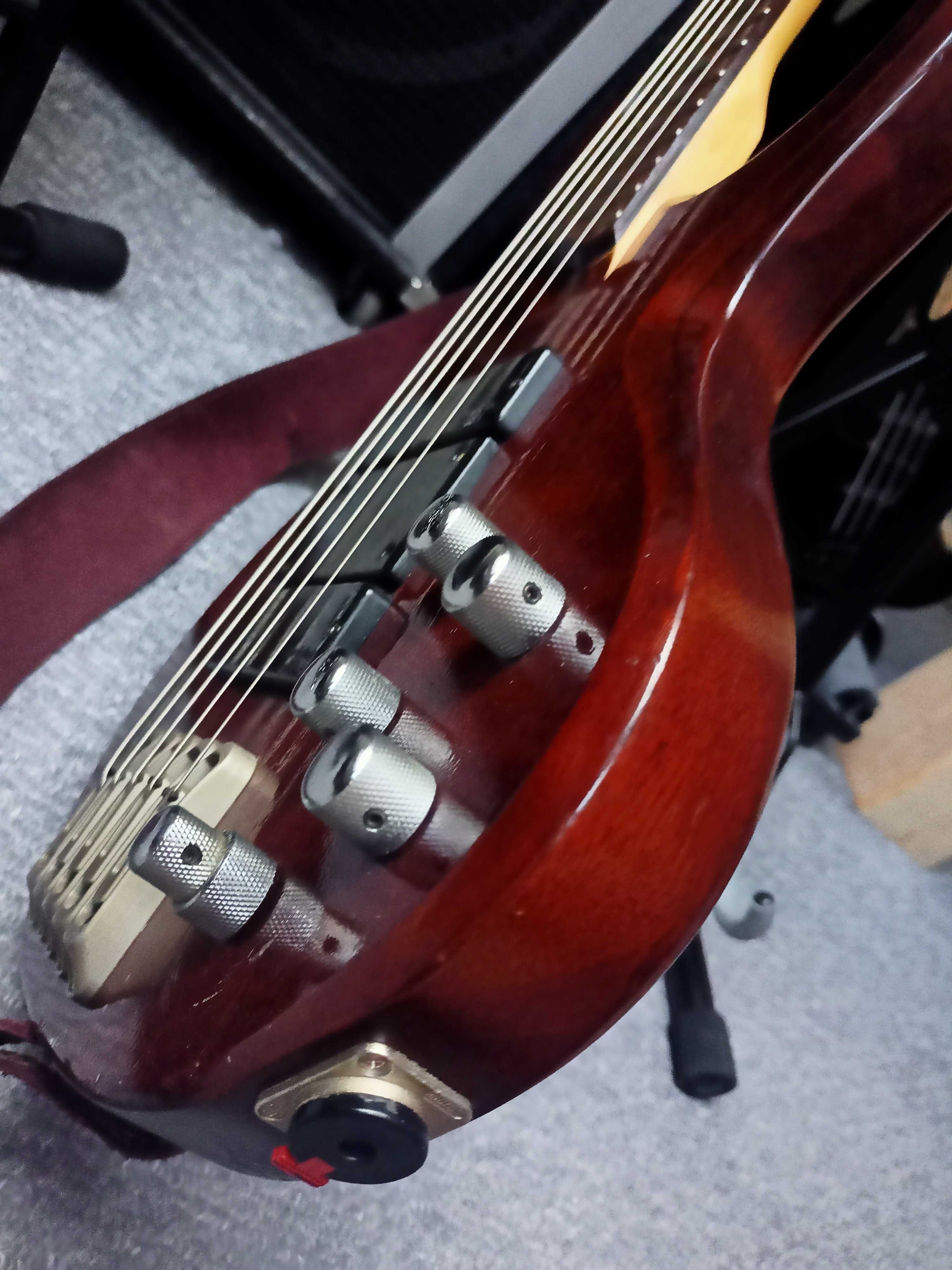 Gitara basowa 5 strunowa IBANEZ BTB 555 Bartolini MK1