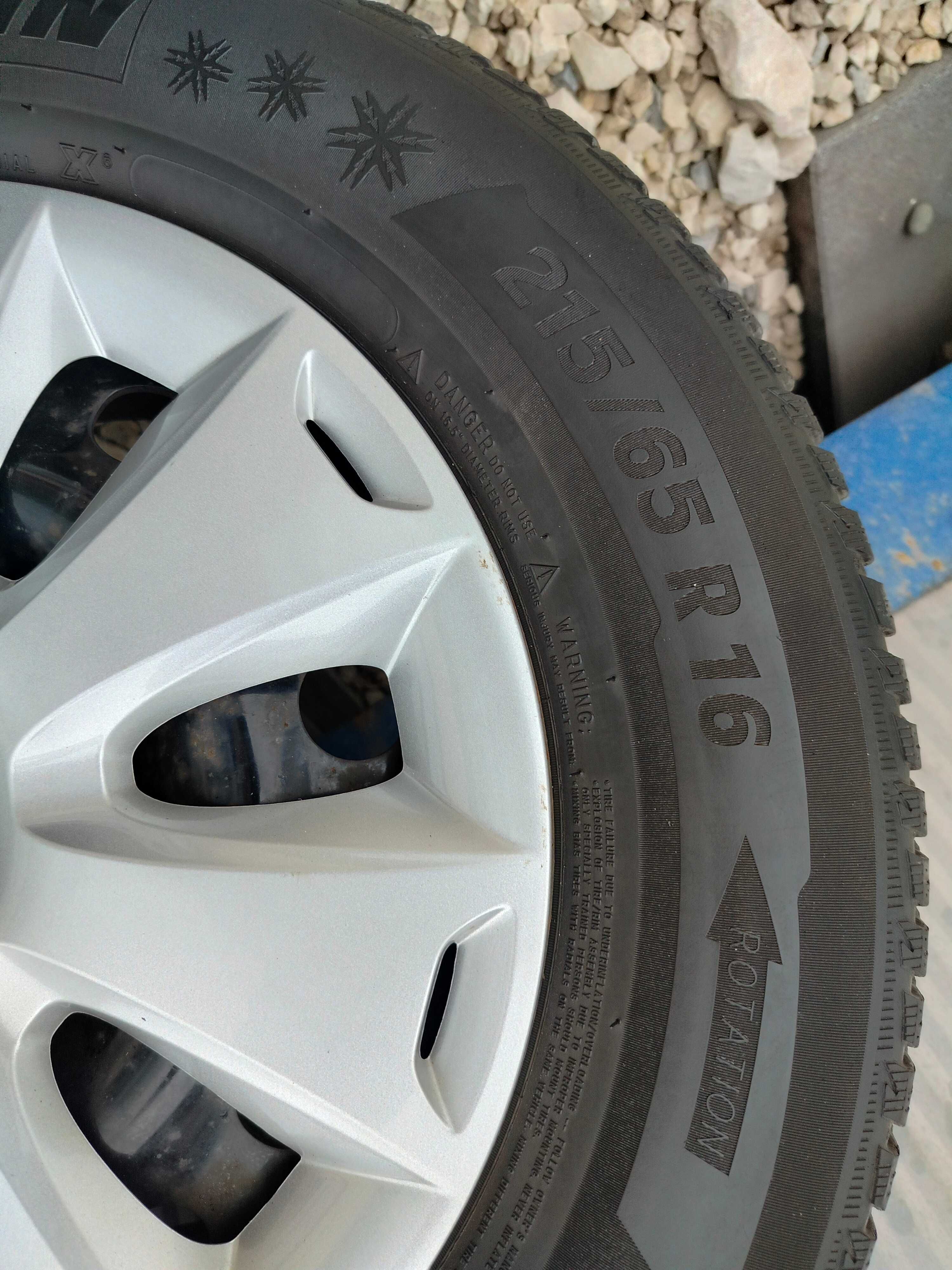 Koła zimowe 215/65/R16 Ford Kuga OE