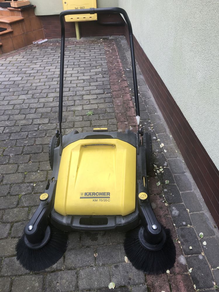 Karcher profesjonalna zamiatarka KM 70/20 C