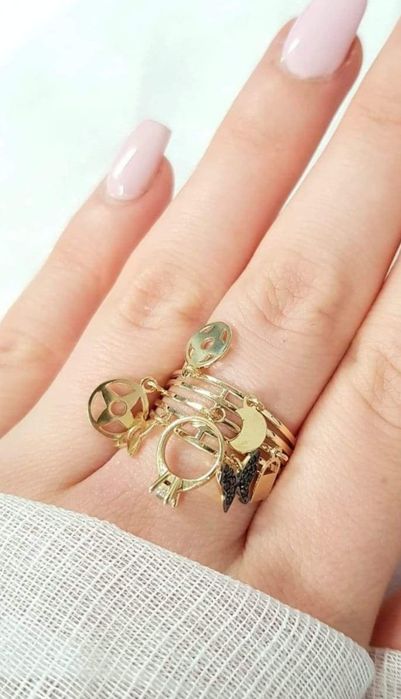 Pierscionek złoty. Nowy