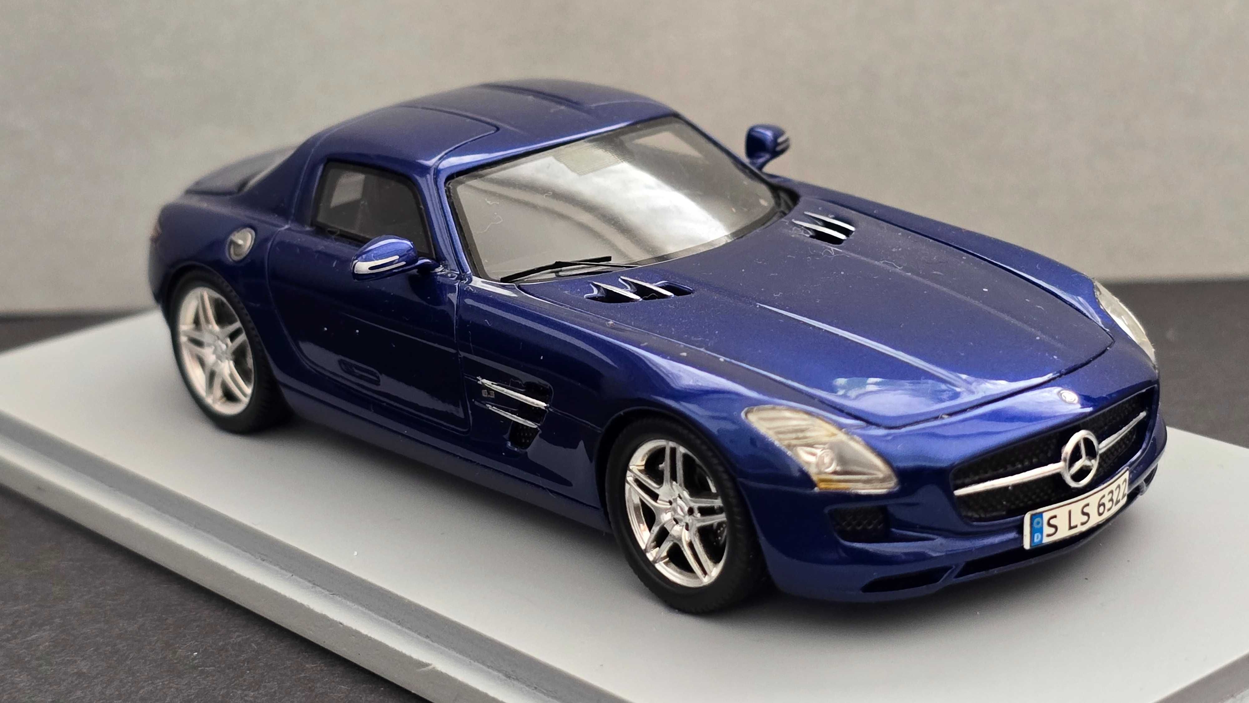 1:43 Spark Mercedes SLS AMG