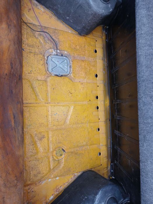 Продам Заз Таврію в дуже гарному стані!