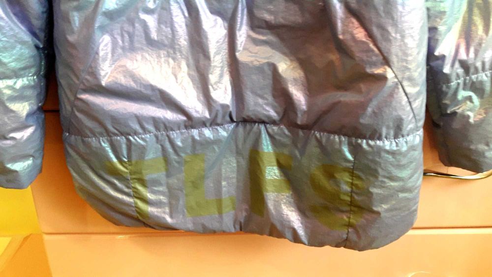 Куртка на девочку