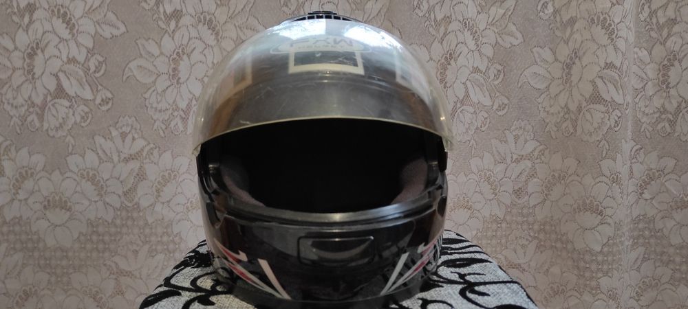 Продам шолом, розмір 57-58