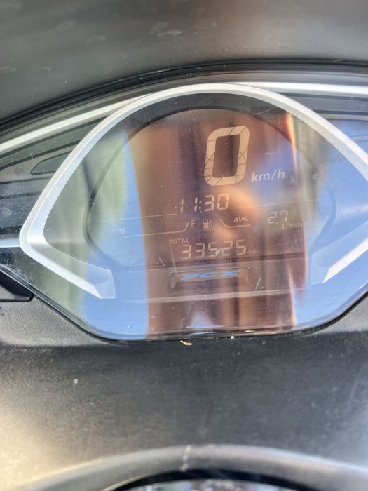 Moto PCX 2018 com apenas 33 mil km