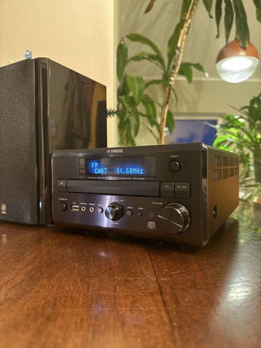 Wieża Yamaha PianoCraft CRX-E320 NX-E700 Piano Black USB CD Ideał