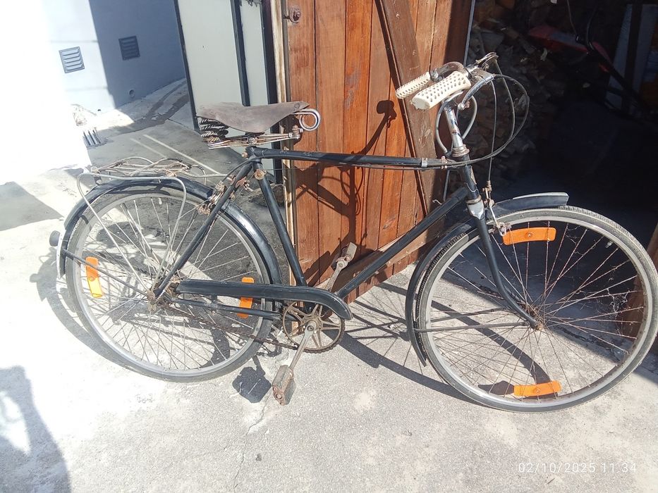 Pasteleira Bicicleta Antiga