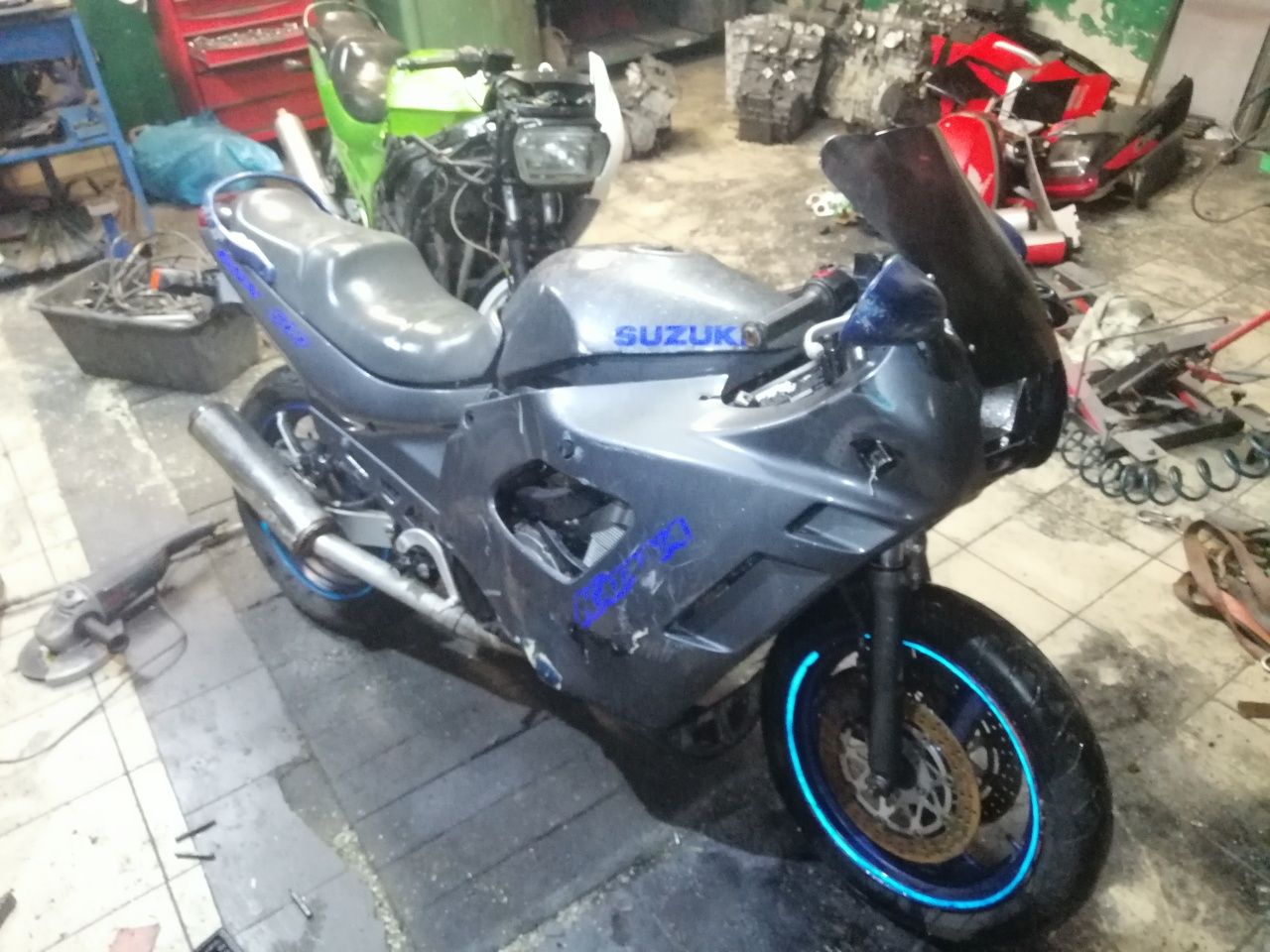 Suzuki gsxf600 gsx600f 600 części gaźnik skrzynia lampa przelaczniki