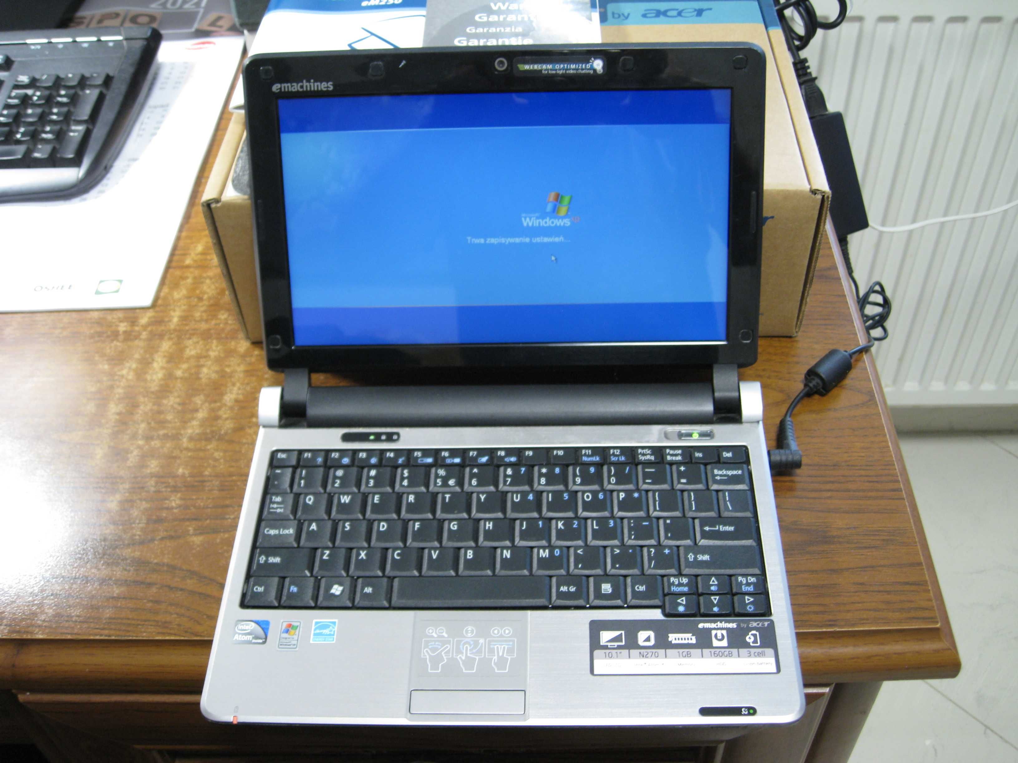 Laptop EMACHINES EM250  Acer notebook stan bardzo dobry