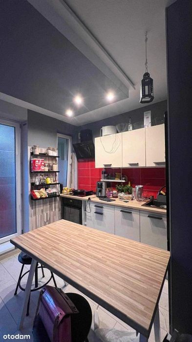 Ładna kawalerka na parterze